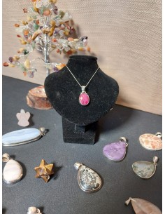 Photo de Pendentif cerclé en argent et rubis avec sa chaîne - encens.business - Boutique ésotérique en ligne - vente de Pendentif cerc 2