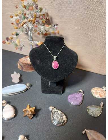 Pendentif cerclé en argent et rubis avec sa chaîne - encens.business