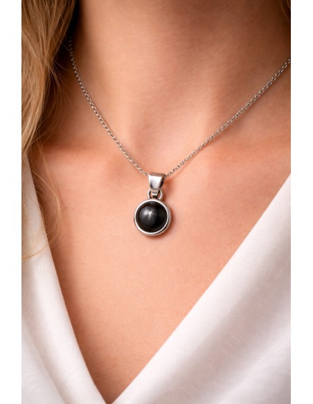 Pendentif cerclé argent en Diopside black star - encens.business