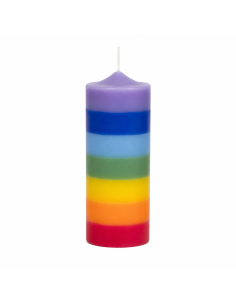 Bougie préparée des 7 chakras avec pierres pour une harmonie énergétique optimale