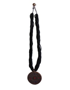 Photo de Collier en perle noire avec double amulette Om sanscrit - encens.business - Boutique ésotérique en ligne - vente de Collier e