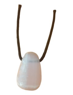 Photo de Pendentif percé en sélénite - encens.business - Boutique ésotérique en ligne - vente de Pendentif percé en sélénite