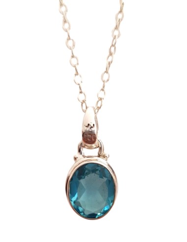 Photo de Pendentif cerclé en argent et topaze bleu avec sa chaîne - encens.business - Boutique ésotérique en ligne - vente de Pendenti