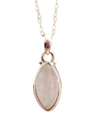 Photo de Pendentif cerclé en argent et pierre de lune avec sa chaîne - encens.business - Boutique ésotérique en ligne - vente de Pende