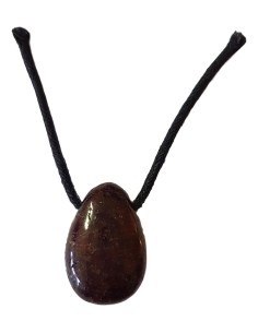 Photo de Pendentif percé en grenat - encens.business - Boutique ésotérique en ligne - vente de Pendentif percé en grenat