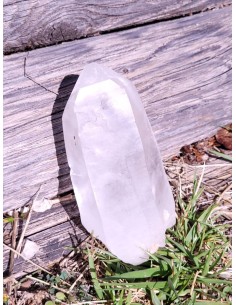 Photo de Pointe brute en Cristal de roche XL - encens.business - Boutique ésotérique en ligne - vente de Pointe brute en Cristal de ro 2